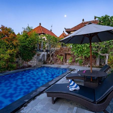 Villa Amari By Wizzela Batumadeg المظهر الخارجي الصورة