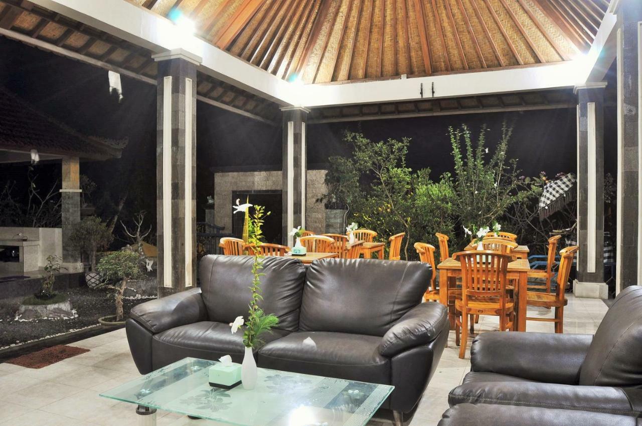 Villa Amari By Wizzela Batumadeg المظهر الخارجي الصورة