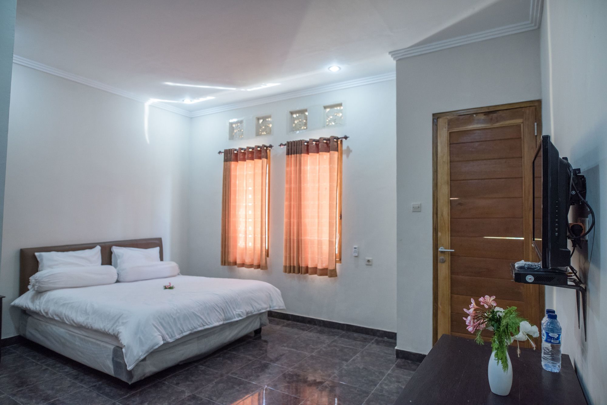 Villa Amari By Wizzela Batumadeg المظهر الخارجي الصورة